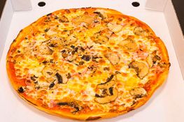 Mamma Mia pizza grande